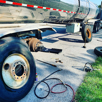 New York, Automotive, Breakdown Solutions Truck And Trailer Repair | Truck Repair Shop In Catonsville MD