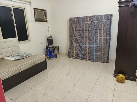 Al Mahjar, Rooms Available, SAR 1900,  3BHk Fully Furnished No Wants To Vacate This Flat