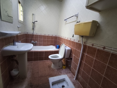 Manama, Apartments/Houses, BHD 180/year,  2 BR,  Karana:- Groundfloor 2BR Semifurnished Flat On Rent With Ewa..