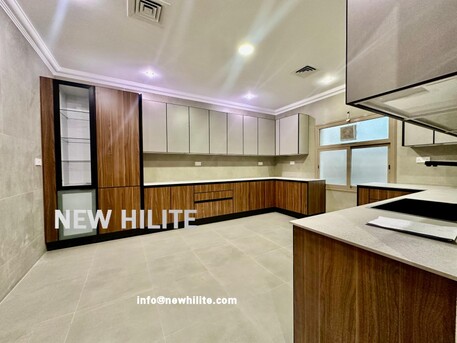Kuwait City, Apartments/Houses, KWD 1200/month,  5 BR,  Renovated 5BR Floor For Rent In Shuhada