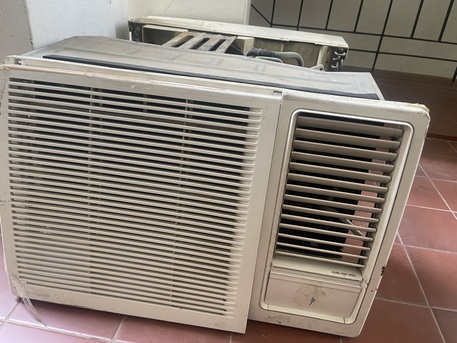 Riyadh, Air Conditioners, SAR 450,  A Good Condition AC