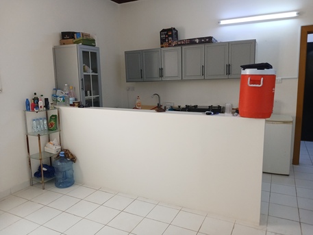 Hara, Apts/Flats Wanted, SAR 2000/month,  1 BR,  0 Sq. Meter,  Faimly Apartment, Badroom + Living Room + Kitchen + Washroom.