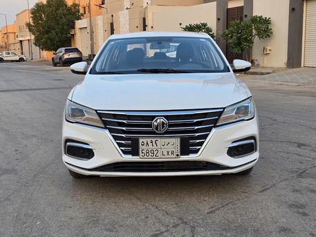 Riyadh, Vehicles, Cars & Trucks , SAR 28000,  MG 5,  2023,  Automatic,  101000 KM,    Mid Options For Sales (1st Owner)