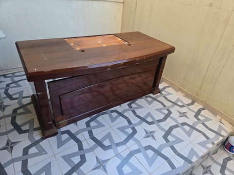 Jubail, Furniture, SAR 400,  Wooden Solid Office Table For Sale &ndash; 400 SAR