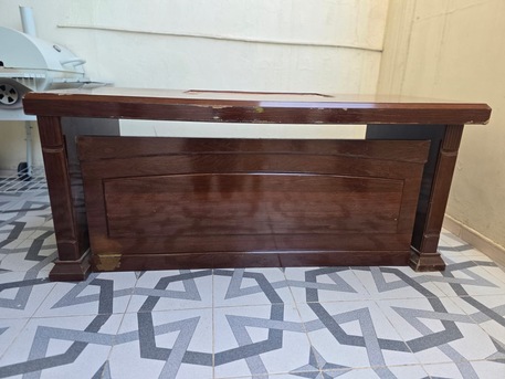 Jubail, Furniture, SAR 400,  Wooden Solid Office Table For Sale &ndash; 400 SAR