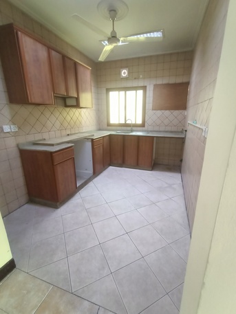 Hoora, Apartments/Houses, BHD 220/month,  2 BR,  Semi Furnished 2 BHK Spacious Flat For Rent In Hoora With Electricity