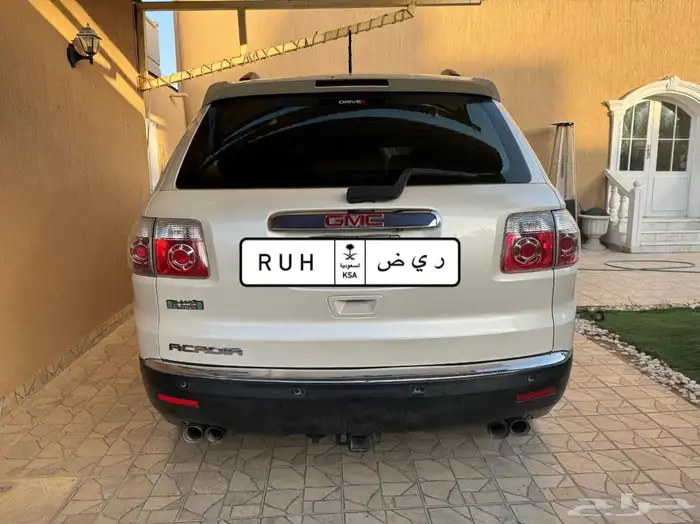 Riyadh, Vehicles, Cars & Trucks , SAR 19000,  Gmc Acadia,  2010,  Automatic,  263200 KM,   In Very Neat And Clean Condition And No Work Required