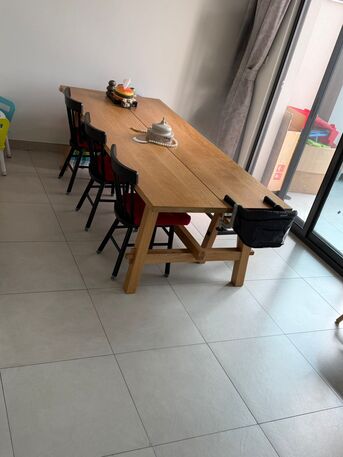 Dubai, Furniture, AED 2500,  Dining Table