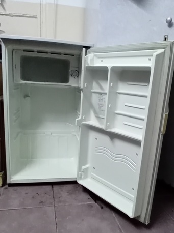 Hamala, Appliances, BHD 20,  Single Door Fridge For Sale In Hamal Bahrain.
