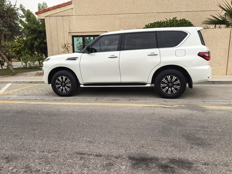 Dhahran, Vehicles, Cars & Trucks , SAR 138000,  Nissan Patrol XE V6 Clean,  2020,  Automatic,  140 KM,  Accident Free, Agency Maintained