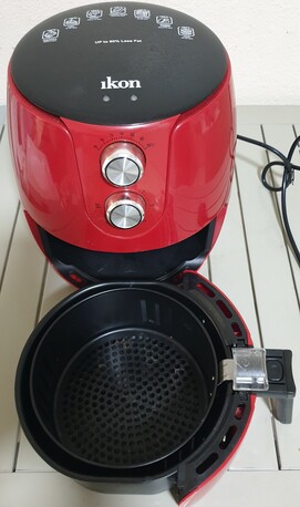 Al Jubail Al Balad, Appliances, SAR 75,  Ikon Air Fryer - 2.5 Liter -  Red Color - Good Working Condition.