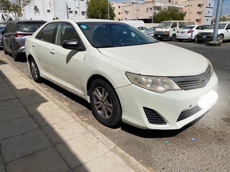 Jeddah, Vehicles, Cars & Trucks , SAR 33000,  Toyota Camry,  2014,  Automatic,  450 KM,   For Sale