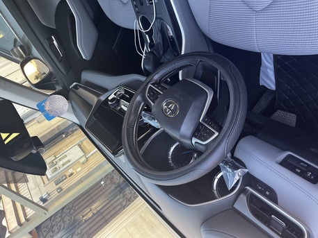 Riyadh, Vehicles, Cars & Trucks , SAR 125000,  Toyota Highlander 2023,  2023,  Automatic,  34000 KM,