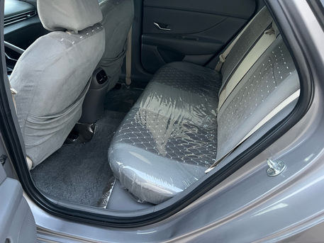 Riyadh, Vehicles, Cars & Trucks , SAR 47000,  Hyundai Elantra,  2022,  Automatic,  191 KM,     With Cruise Control & Original Condition