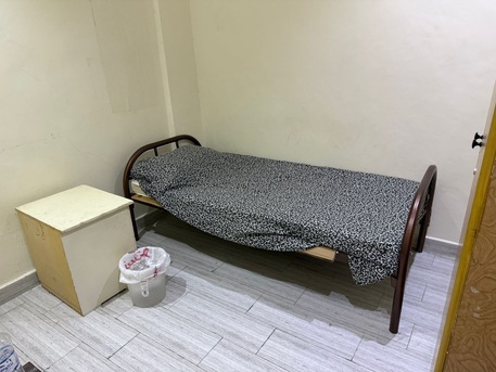 Al Wizarat, Apartments/Houses, SAR 1000/month,  Furnished,  1 BR,  70 Sq. Feet,  1 Bed Room Is Available In Bachelor Flat