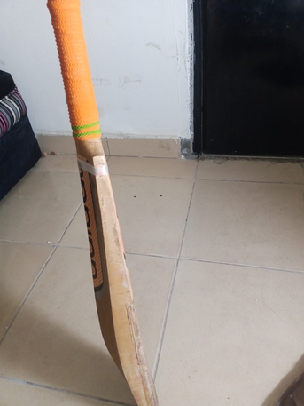 Dammam, Sporting Goods, SAR 2000,  English Willow/ Hard Ball Bat
