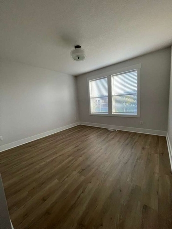 Salmaniya, Apartments/Houses, BHD 200/month,  1 BR,  1 BHK FLAT TEMPORARY RENT 1OR 2 MONTHS