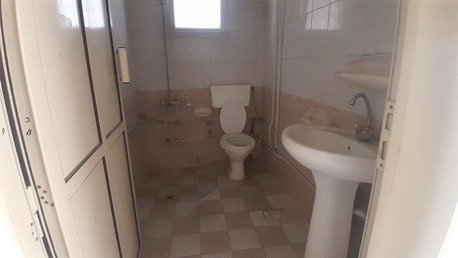 Gudaibiya, Offices, BHD 140,  Gudaibiya:- 3Bhk Unfurnished Commercial/Office Flat On Rent.Bd 140/- Without Ewa.