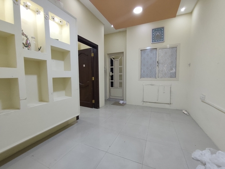 Manama, Apartments/Houses, BHD 160/year,  1 BR,  Ras Ruman:- 1Bhk Flat On Rent With Unlimited Ewa