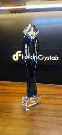 Cochin, Collectibles, INR 100500,  Fusion Crystals: Custom 3D Photo Cubes, Trophies & Awards