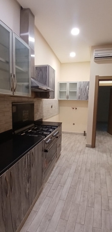 Zinj, Apartments/Houses, BHD 300/month,  2 BR,  2 Batroom Semi Furnished Flat For Rent At Zinj , Near Al Kindi Hospital -  Ewa Limit  BD35