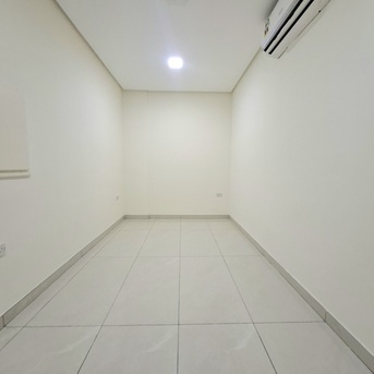 Hoora, Apartments/Houses, BHD 140/month,  Brand New Semi Furnished Studio With Ewa In Hoora,lift,Neat & Clean Flat @ 35547951