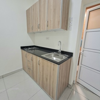 Hoora, Apartments/Houses, BHD 140/month,  Brand New Semi Furnished Studio With Ewa In Hoora,lift,Neat & Clean Flat @ 35547951
