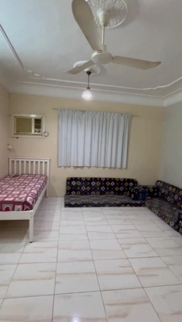 Jeddah, Apartments/Houses, SAR 1400/month,  1 BR,  ???? Family Flat For Rent (1BHK) - Available Mid-April
