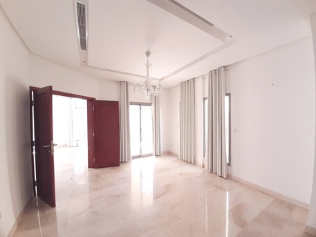 Saar, Villas, BHD 1100,  680 Sq. Meter,  Large Modern Villa With Private Pool  And Garden Exclusive