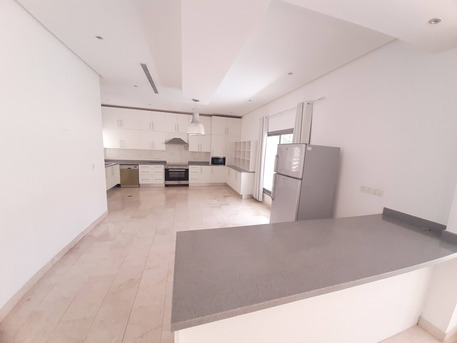 Manama, Housing Exchanges, BHD 1100/month,  4 BR,  900 Sq. Meter,  MODERN VILLA PRIVATE GARDEN AND PRIVATE POOL