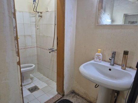 Hara, Apartments/Houses, SAR 2000/month,  Furnished,  2 BR,  Monthly Rent 2000 Riyals Flat Available For 3 Months/6 Months,Hara Near Zam Zam Signal.