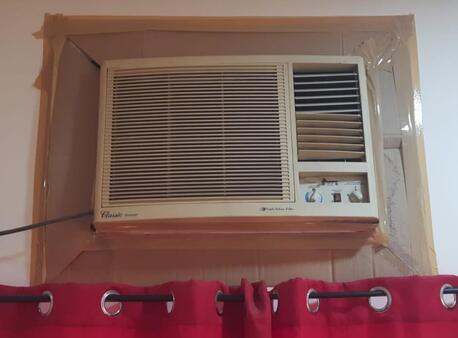 Hoora, Furniture, Household Items For Sale (AC , Dining Table, Sofa, Refrigerator)