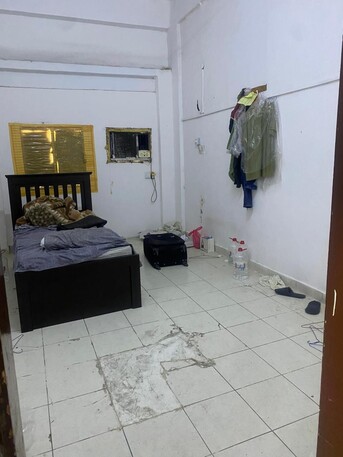 Dammam, Rooms Available, SAR 500/month,  Furnished,  Single Room In A 4 BHK 2 Bathroom Flat