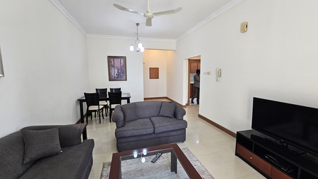 Busaiteen, Apartments/Houses, BHD 300/month,  1 BR,  Inclusive EWA, Family Building, Busaiteen.39128508 Benny.