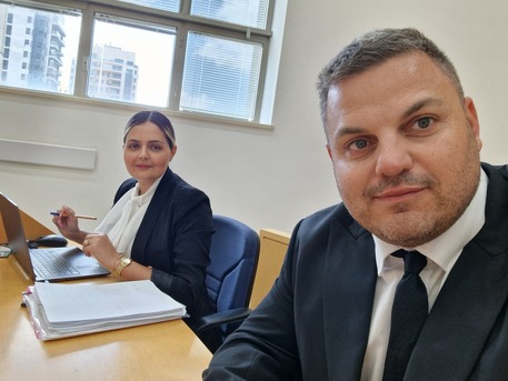 Tel Aviv, Legal, עורך דין להגירה וגירושין בישראל לעולים וז