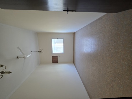 Manama, Apartments/Houses, BHD 180/month,  2 BR,  *2BATHROOM Hall Kitchen Without Electricity Car Parking
