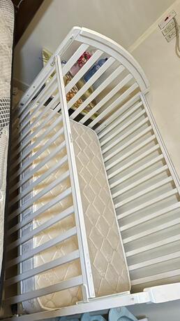 Dammam, Furniture, SAR 2000,  Urgent! Bedroom Furniture For Sale (incld. Window AC)