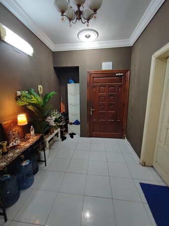 Jeddah, Apartments/Houses, SAR 1200/month,  1 BR,  Flat Available On Rent In Sulaimaniya Near Jama University (Bachelor Or Small Family).