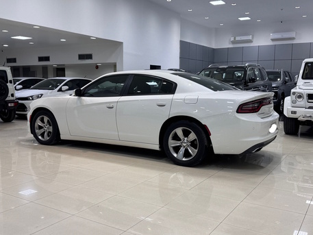 Manama, Vehicles, Cars & Trucks , BHD 3900,  Dodge Charger,  2015,  Automatic,  114350 KM,    (White)