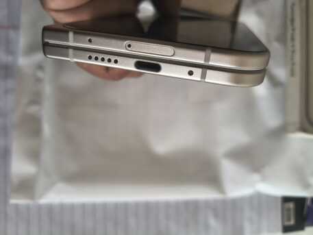 Hara, Mobile Phones, SAR 4000,  Google Pixel 9 Pro Fold Global Version 512 GB With Box And Cable In A Brand New Condition.