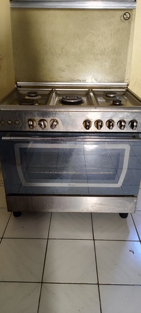 Riyadh, Household Items, SAR 1000,  5 Burner Stove, Sofa And Sony Speaker