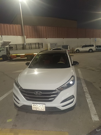 Dammam, Vehicles, Cars & Trucks , SAR 48000,  Hyundai Tucson,  2016,  Automatic,  198000 KM,    &ndash; Full Option For Sale