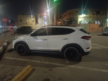 Dammam, Vehicles, Cars & Trucks , SAR 48000,  Hyundai Tucson,  2016,  Automatic,  198000 KM,    &ndash; Full Option For Sale