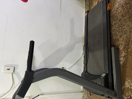 Al Aziziyah, Furniture, SAR 400,  Treadmill Fully Working Good Condition 80 SAR Bench But Free With TREDMILL