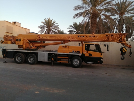 Abha, Heavy Equipment, SAR 1000,  : Ad Type: Crane Rental &ndash; 25 Ton Service: Trailer Modification Prices: Good And Reasonable