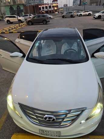 Dammam, Vehicles, Cars & Trucks , SAR 20000,  Hyundai Sonata,  2011,  Automatic,  250 KM,  SONATA -  - Full Option For Sale