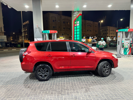 Khobar, Vehicles, Cars & Trucks , SAR 31000,  Toyota RAV4,  2011,  Automatic,  260000 KM,