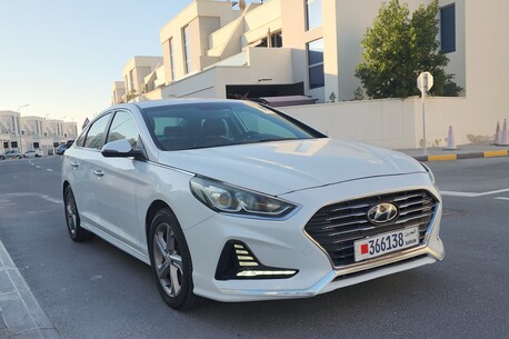 Manama, Vehicles, Cars & Trucks , BHD 2950,  Hyundai Sonata Limited,  2019,  Automatic,  340 KM,  Sonata Limited , Model  (Full Option)