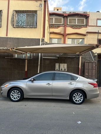 Jeddah, Vehicles, Cars & Trucks , SAR 24000,  Nissan Altima,  2016,  Automatic,  180 KM,  For Sale