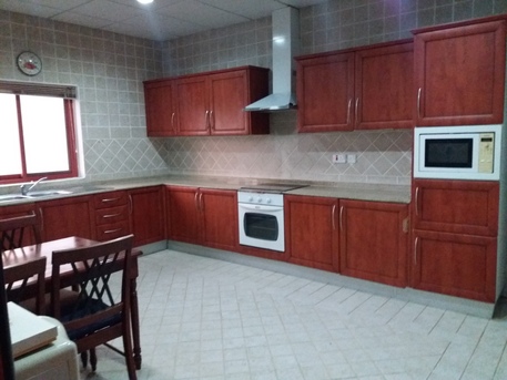 Manama, Apartments/Houses, BHD 450/month,  Furnished,  2 BR,  000 Sq. Meter,  3Bath. Big Hall. Big Kitchen. Lift. Car-parking. F/F Inclusive Ewa.in -(((UM AL HASSAM)))